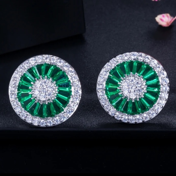 🎁 Round Baguette Zircon Earrings - Picture 12 of 12